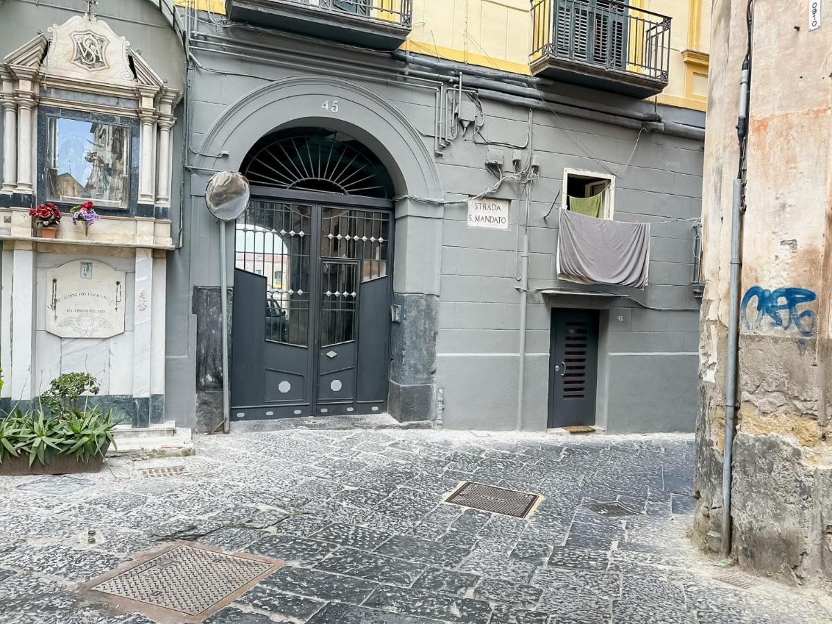 Exclusive Parking Flat X 4 Near Metro 1 Salvator Rosa Nápoles Exterior foto